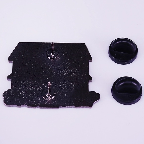 Michael Myers Halloween Horror Movie Enamel Pin - Picture 2 of 2